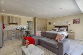 Wegbreek Self Catering